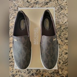 Micheal Kors slip-on Keaton tennis shoes
